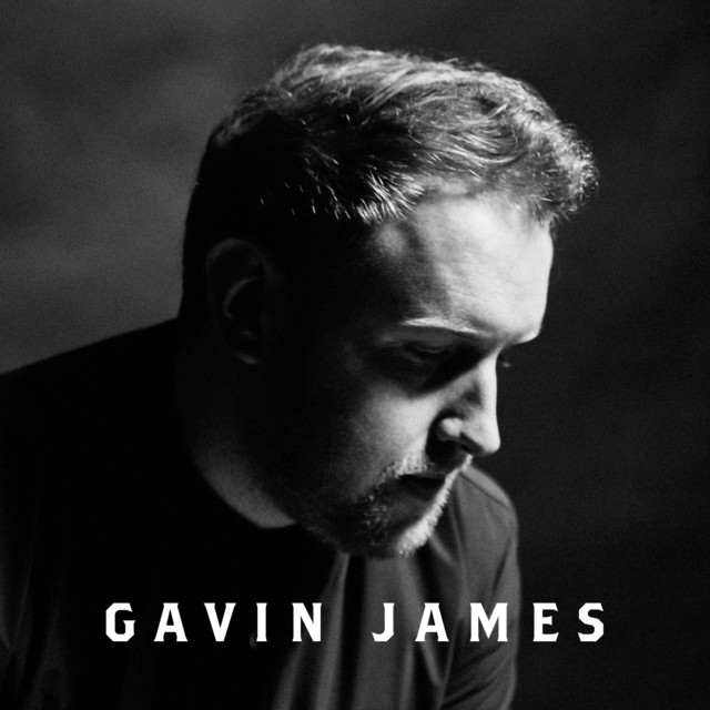 GAVIN JAMES&nbsp;met&nbsp;'THE BOOK OF LOVE'