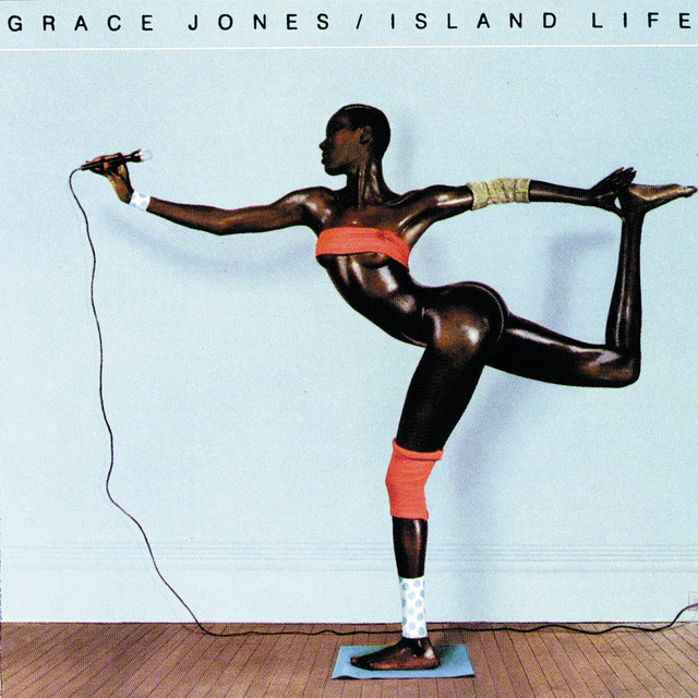 GRACE JONES met 'SLAVE TO THE RHYTHM'