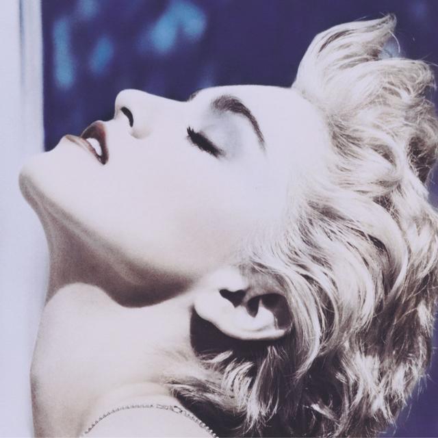 MADONNA&nbsp;met&nbsp;'TRUE BLUE'