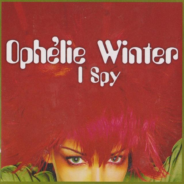 OPHÉLIE WINTER&nbsp;met&nbsp;'I SPY'