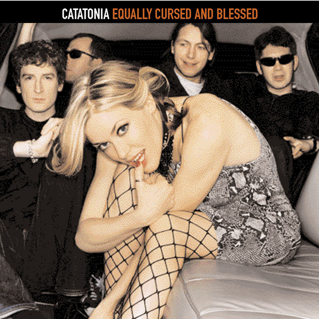 CATATONIA&nbsp;met&nbsp;'DEAD FROM THE WAIST DOWN'