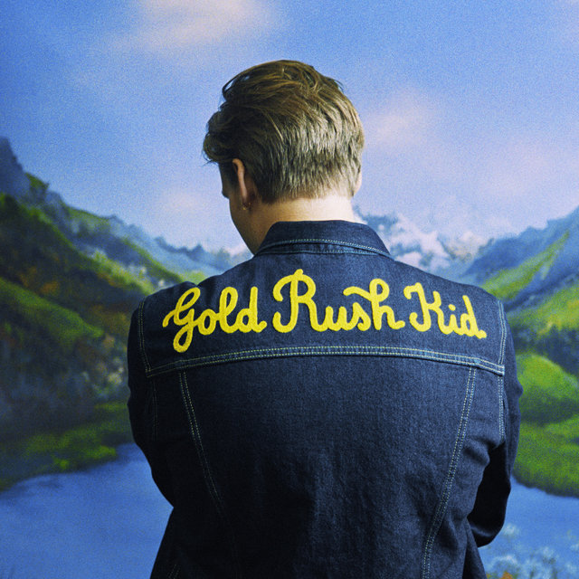 GEORGE EZRA&nbsp;met&nbsp;'GREEN GREEN GRASS'