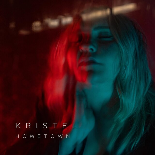 KRISTEL&nbsp;met&nbsp;'HOMETOWN'